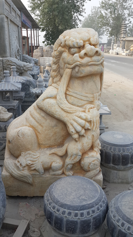 仿古石狮子