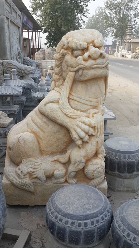 仿古石狮子